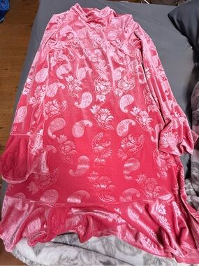 Pink Velvet Paisley Long Sleeve Dress